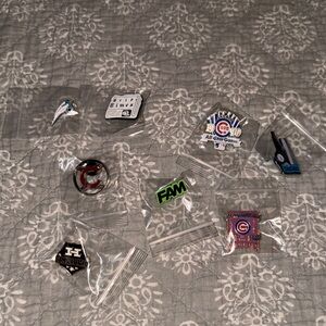 Chicago Cubs Pin Lot Set of 8